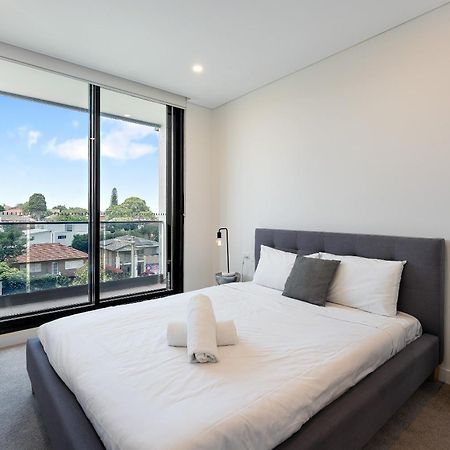 Luxury 3 Bedroom Apartment In Ryde Сидней Экстерьер фото