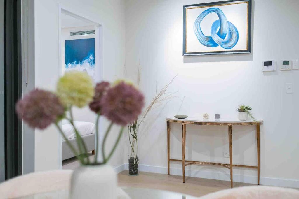 Luxury 3 Bedroom Apartment In Ryde Сидней Экстерьер фото